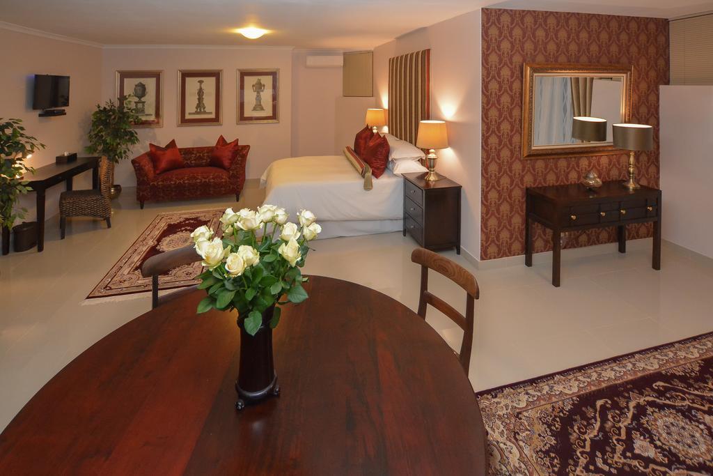 Ridgeworth Boutique Guesthouse Белвил Екстериор снимка