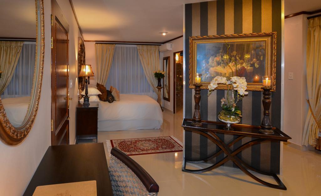 Ridgeworth Boutique Guesthouse Белвил Екстериор снимка